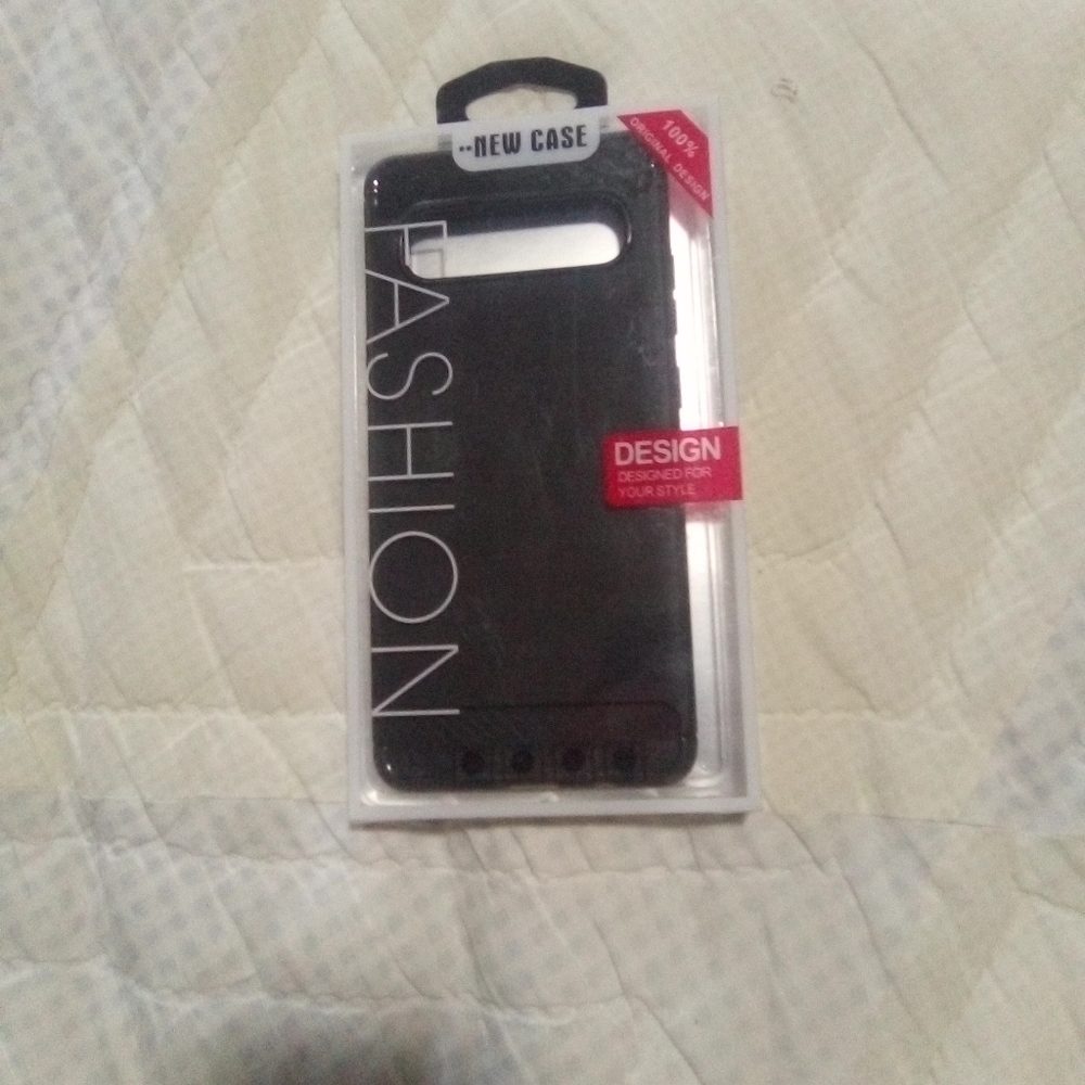 New Black Galaxy S10 Carbon Fiber Case